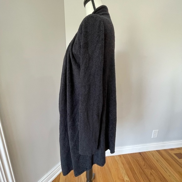 Barefoot Dreams Bamboo Chic Lite S/M open front cardigan in black - Picture 10 of 12